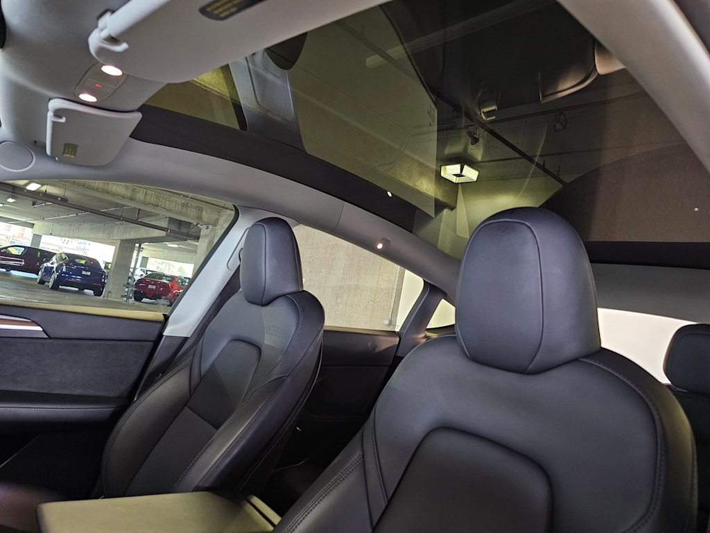 Thumbnail: 2023 Tesla Model Y - 26