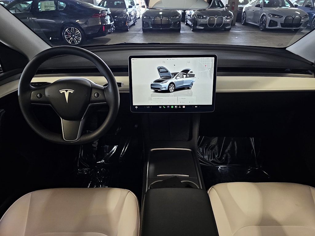 Thumbnail: 2023 Tesla Model Y - 10
