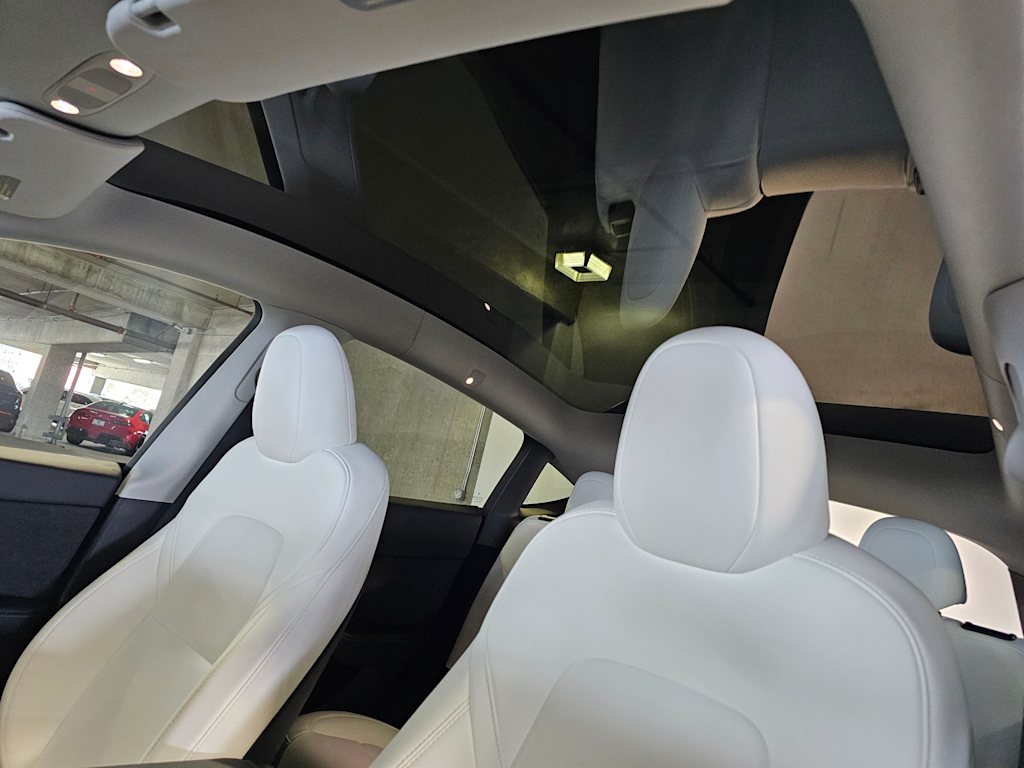 Thumbnail: 2023 Tesla Model Y - 26