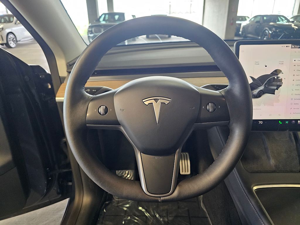 Thumbnail: 2023 Tesla Model Y - 13