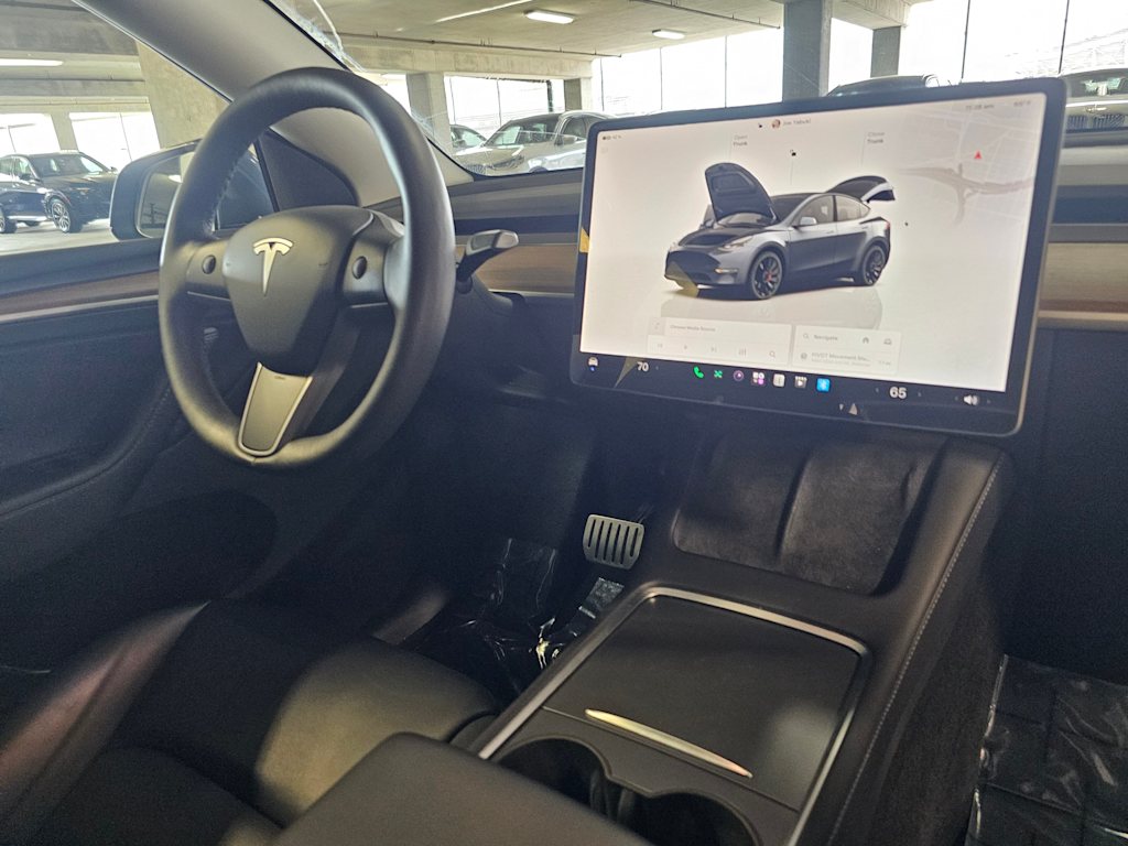 Thumbnail: 2023 Tesla Model Y - 14