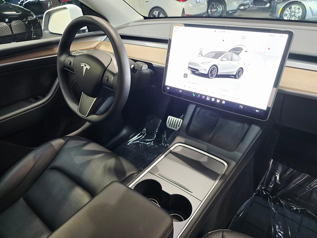 Thumbnail: 2022 Tesla Model Y - 27