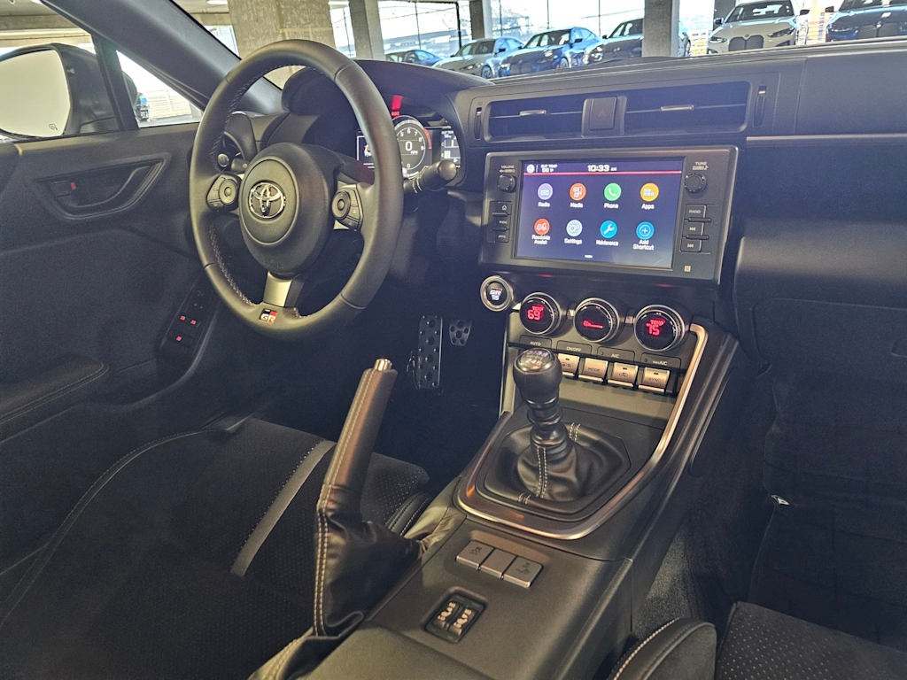 Thumbnail: 2024 Toyota GR86 - 15