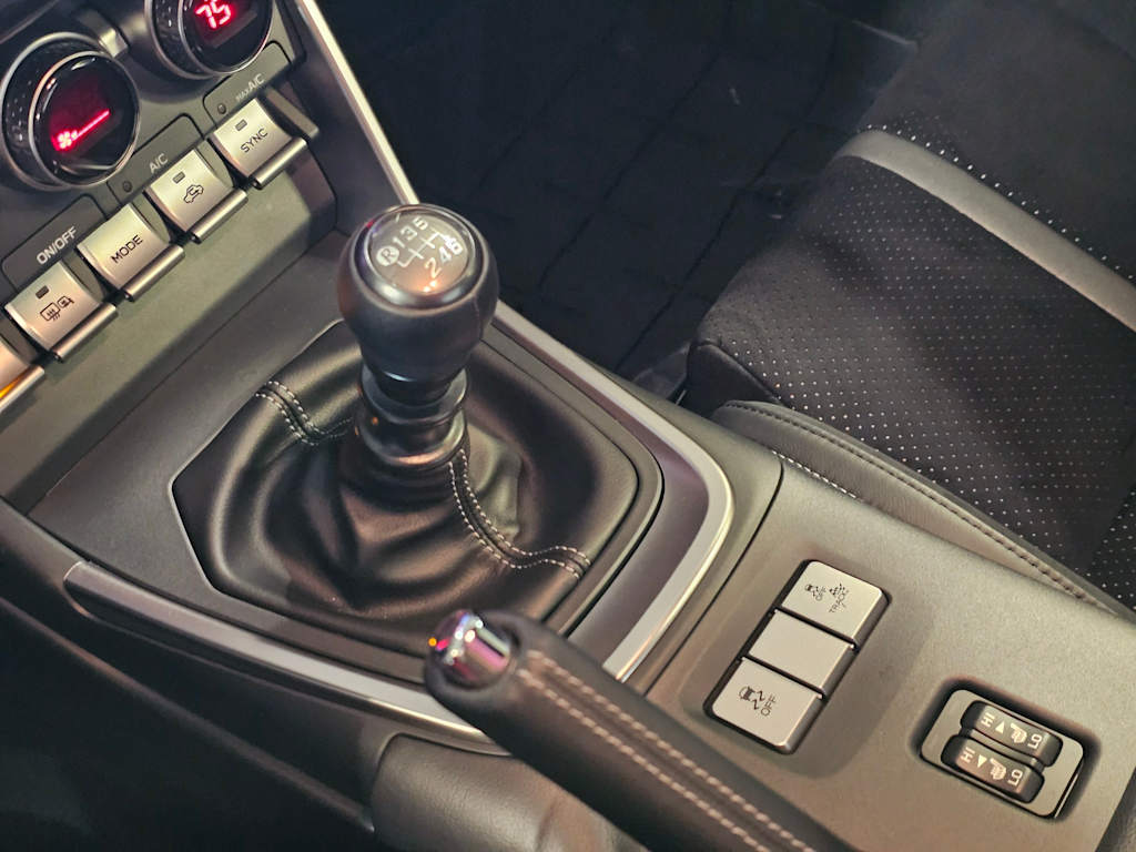 Thumbnail: 2024 Toyota GR86 - 17