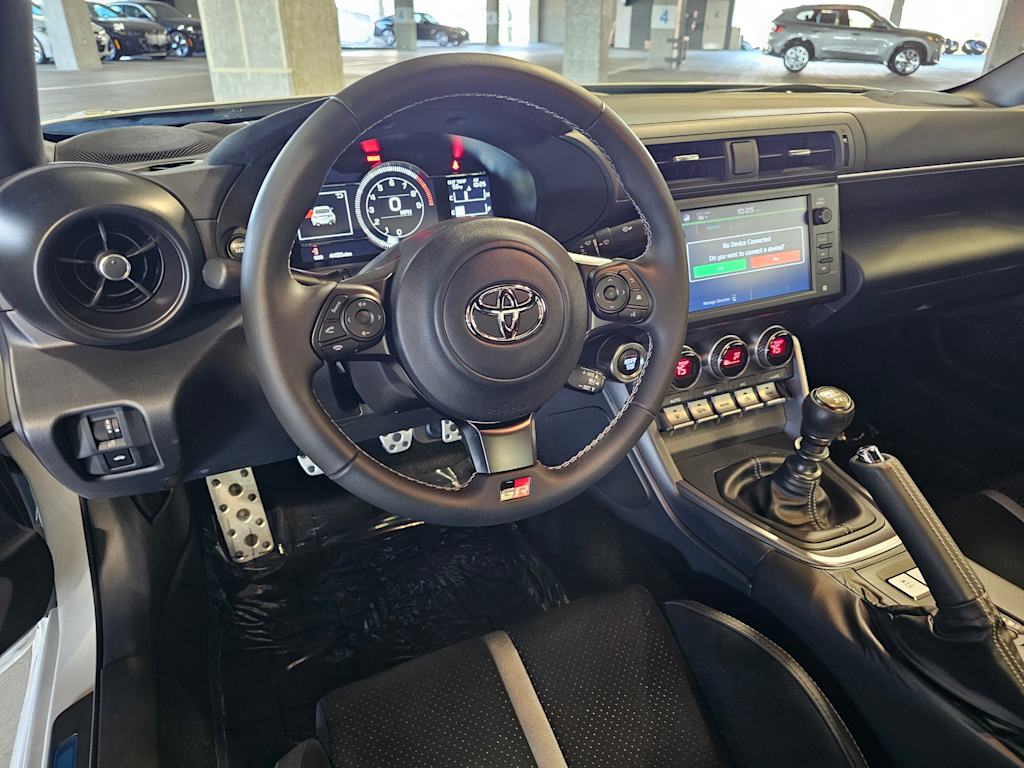 Thumbnail: 2024 Toyota GR86 - 2