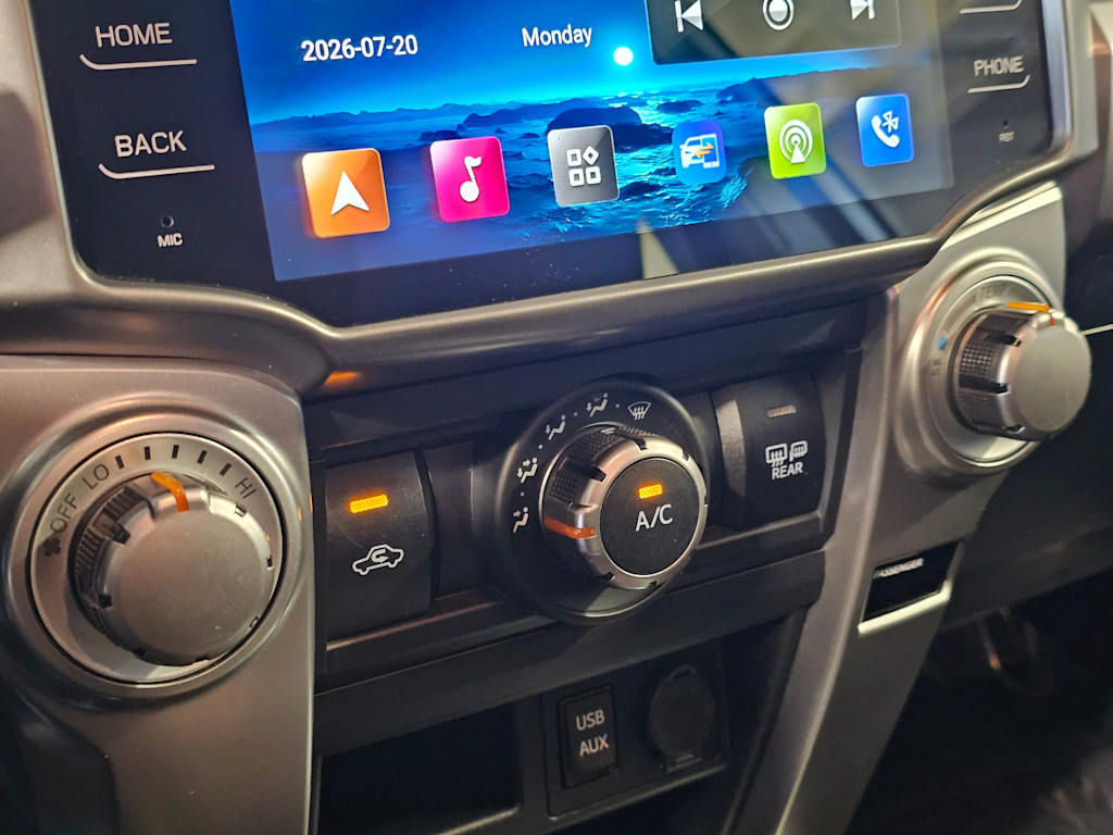 Thumbnail: 2018 Toyota 4Runner - 24