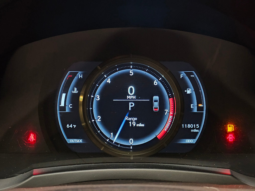 Thumbnail: 2015 Lexus IS - 17