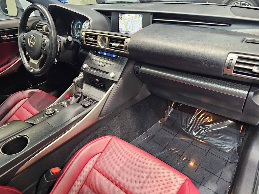 Thumbnail: 2015 Lexus IS - 14