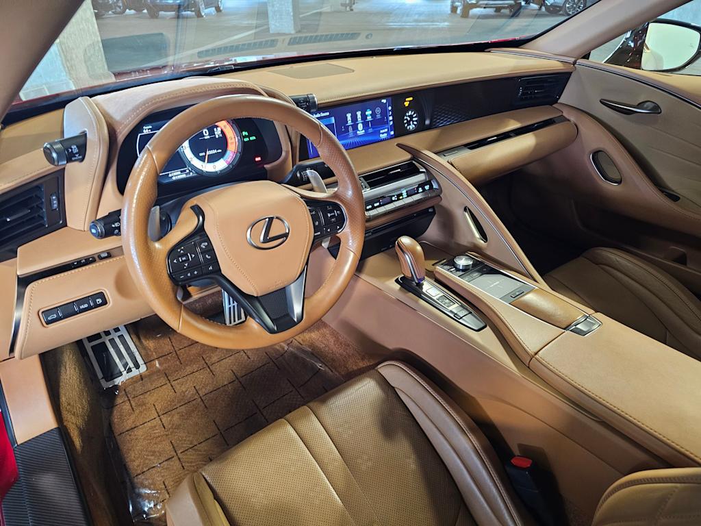 Thumbnail: 2021 Lexus LC - 2