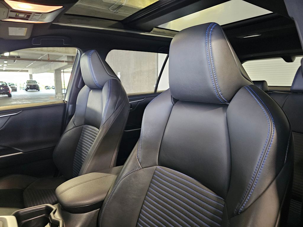Thumbnail: 2020 Toyota RAV4 - 11