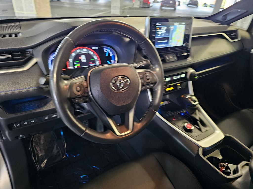 Thumbnail: 2020 Toyota RAV4 - 2