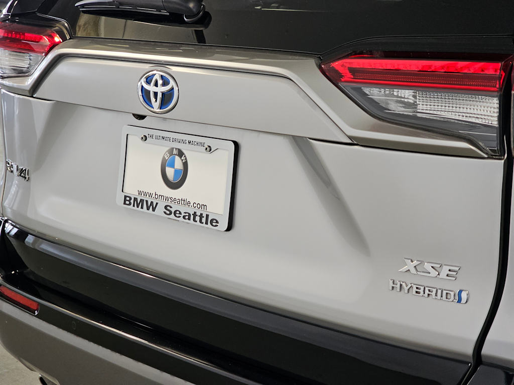 Thumbnail: 2020 Toyota RAV4 - 21