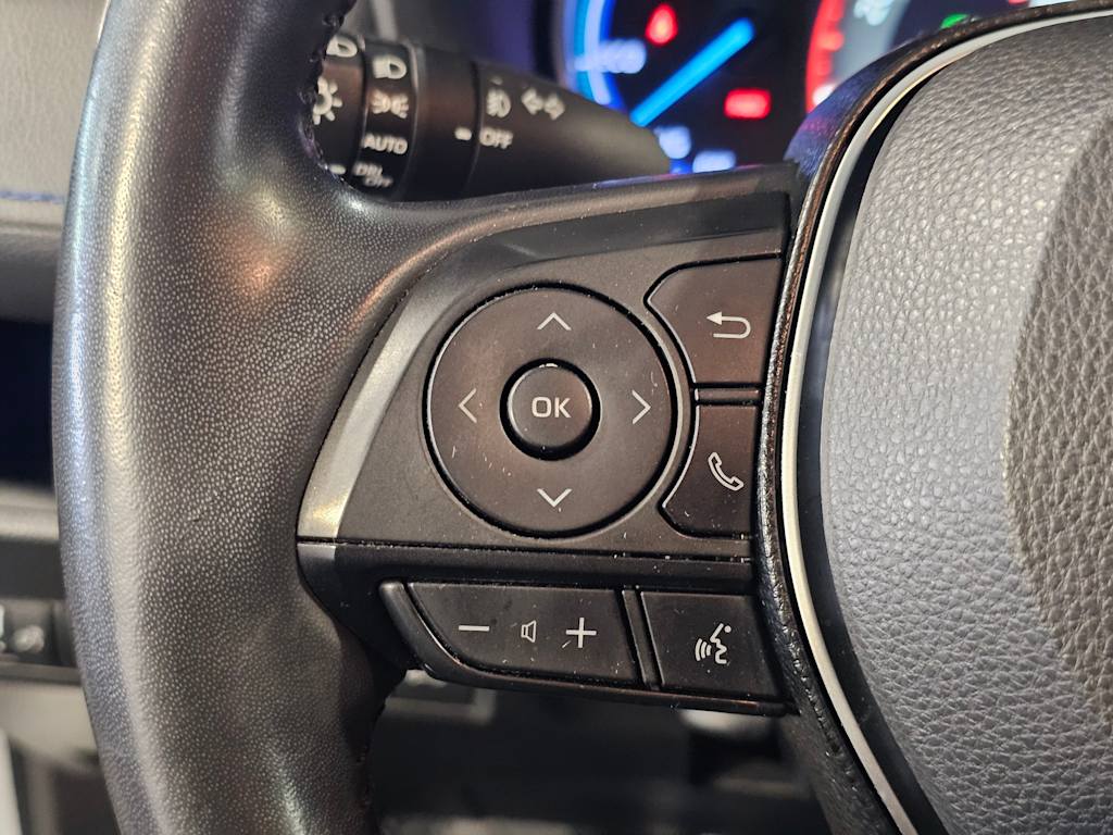 Thumbnail: 2020 Toyota RAV4 - 26