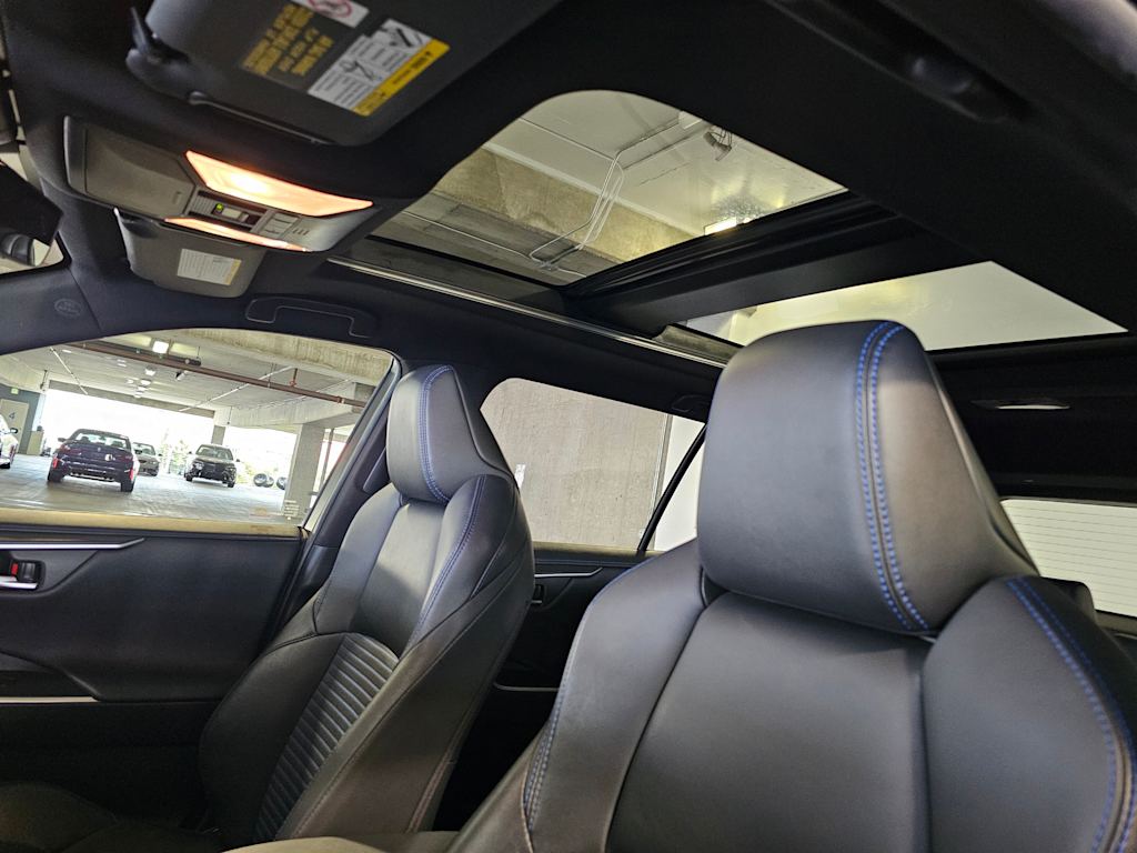 Thumbnail: 2020 Toyota RAV4 - 29
