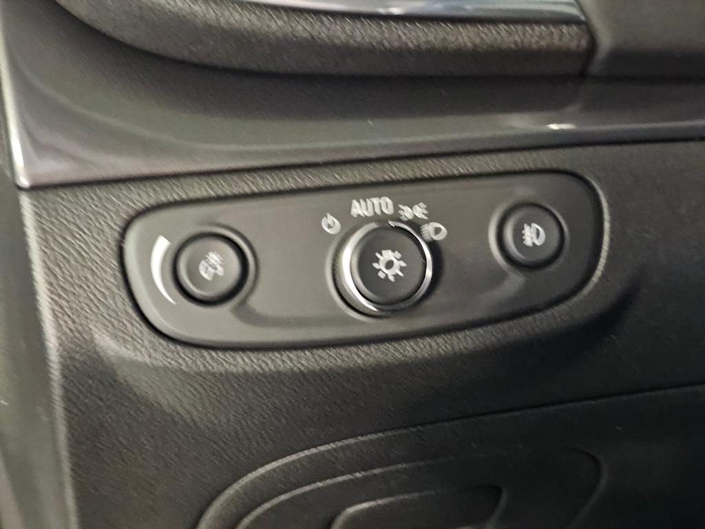 Thumbnail: 2019 Buick Encore - 27