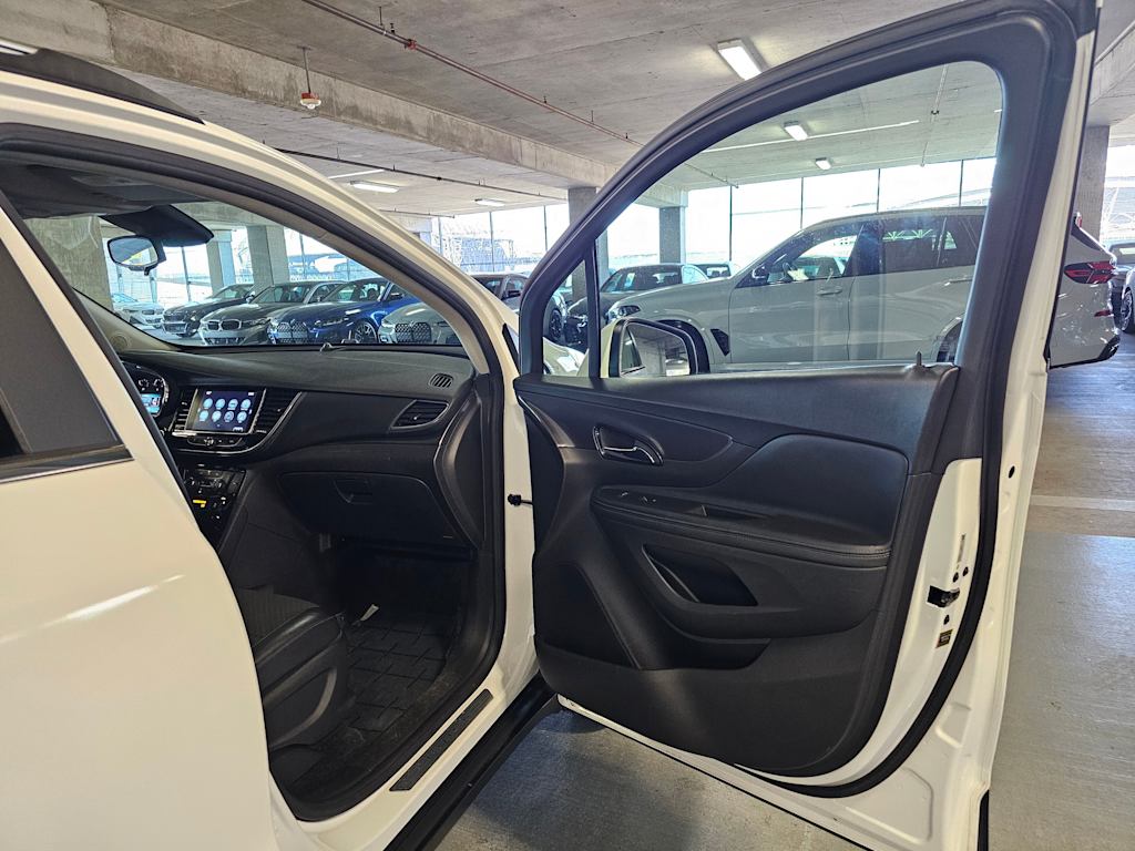 Thumbnail: 2019 Buick Encore - 34