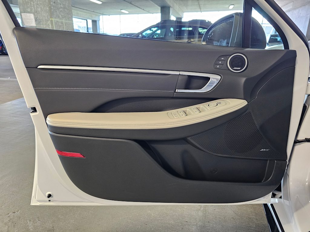 Thumbnail: 2023 Hyundai Sonata - 30