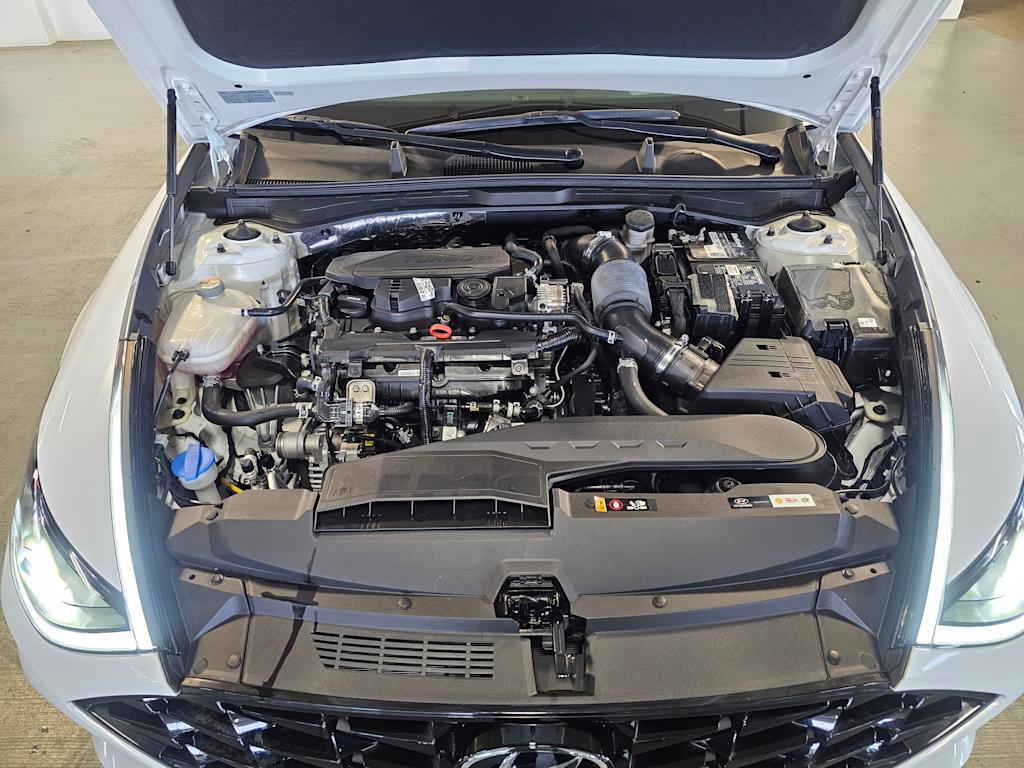 Thumbnail: 2023 Hyundai Sonata - 9