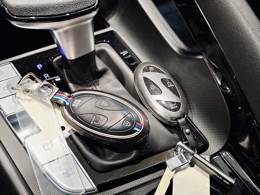 Thumbnail: 2024 Hyundai Elantra - 30