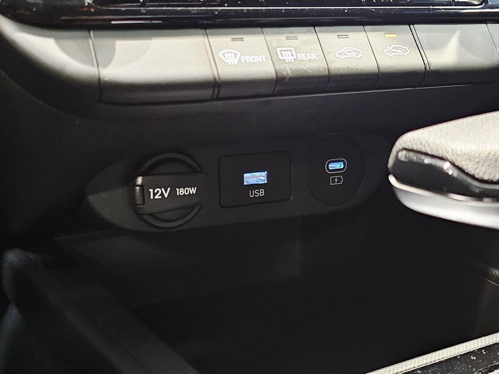 Thumbnail: 2024 Hyundai Elantra - 23