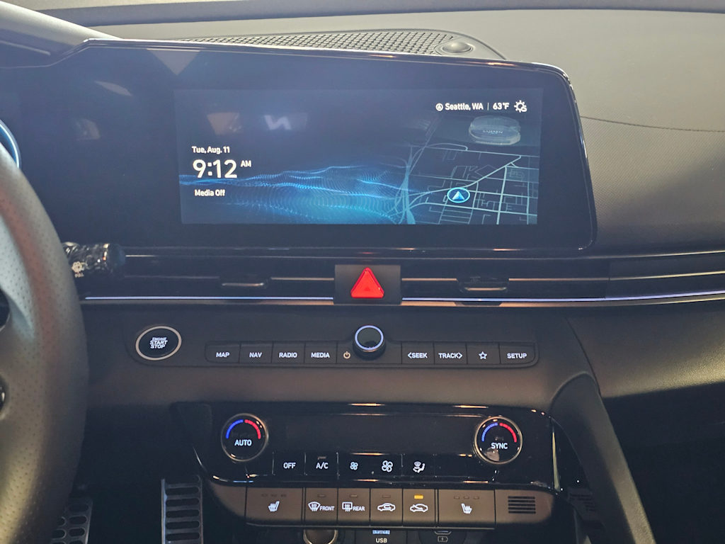 Thumbnail: 2025 Hyundai Elantra - 16