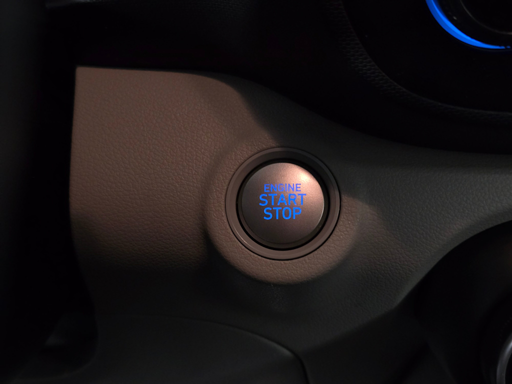 Thumbnail: 2024 Hyundai Venue - 25