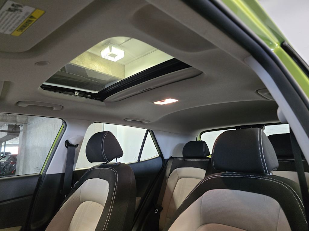 Thumbnail: 2024 Hyundai Venue - 31