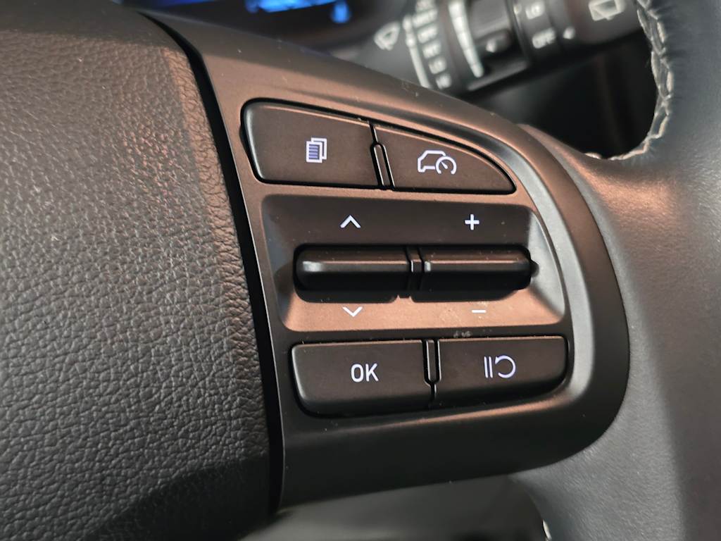 Thumbnail: 2024 Hyundai Venue - 27