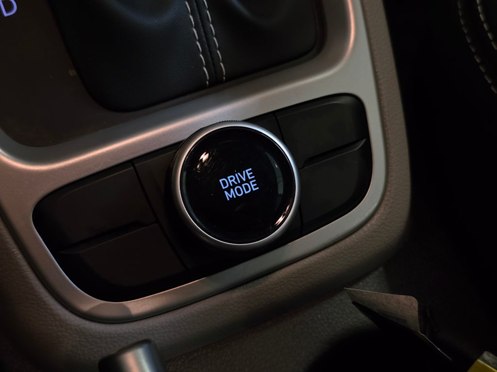 Thumbnail: 2024 Hyundai Venue - 26