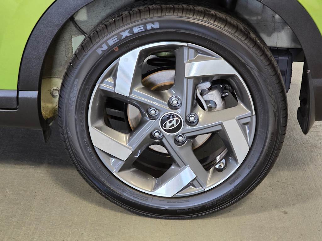 Thumbnail: 2024 Hyundai Venue - 7