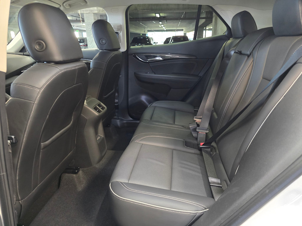Thumbnail: 2023 Buick Envision - 13