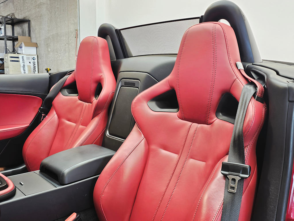 Thumbnail: 2014 Jaguar F-Type - 9