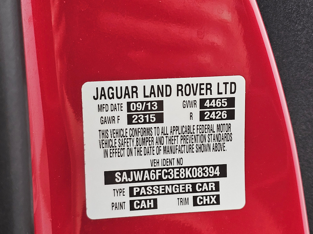 Thumbnail: 2014 Jaguar F-Type - 16