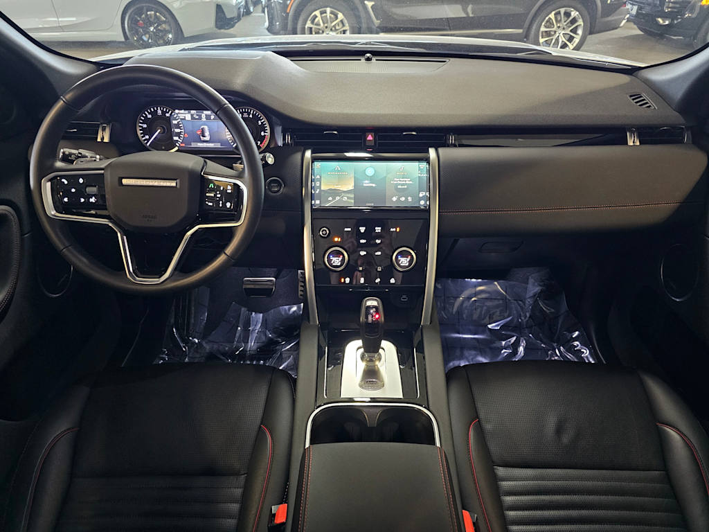 Thumbnail: 2023 Land Rover Discovery Sport - 10