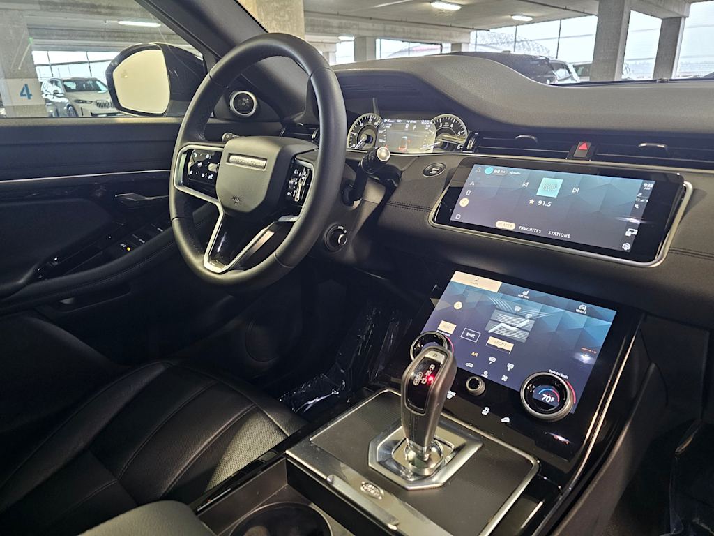 Thumbnail: 2023 Land Rover Range Rover Evoque - 15