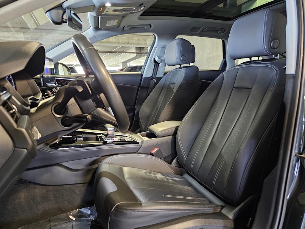 Thumbnail: 2020 Audi A4 - 12