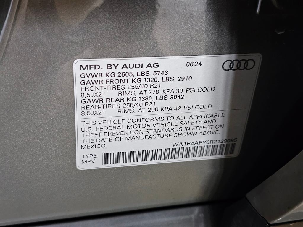 Thumbnail: 2024 Audi SQ5 - 21