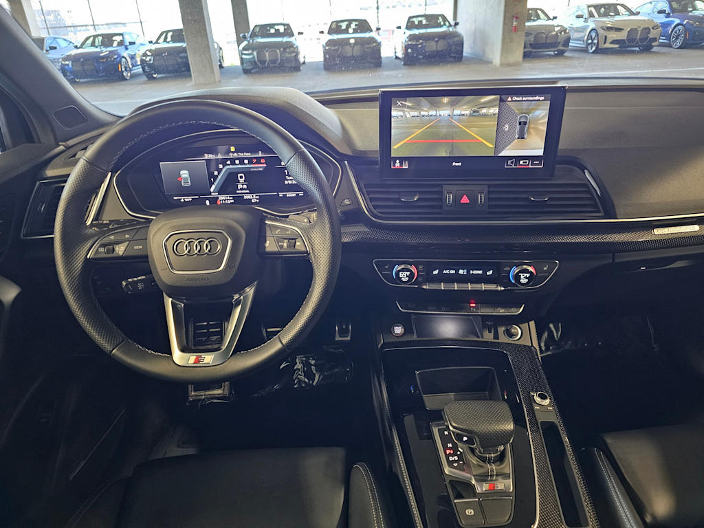 Thumbnail: 2024 Audi SQ5 - 10