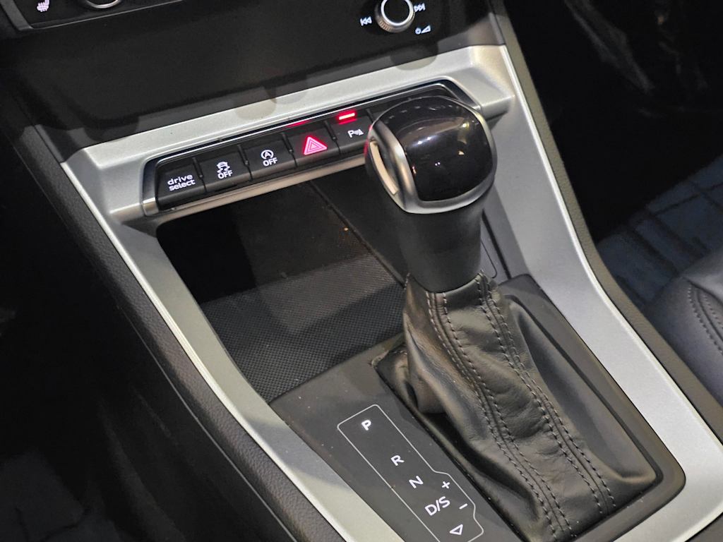 Thumbnail: 2022 Audi Q3 - 17