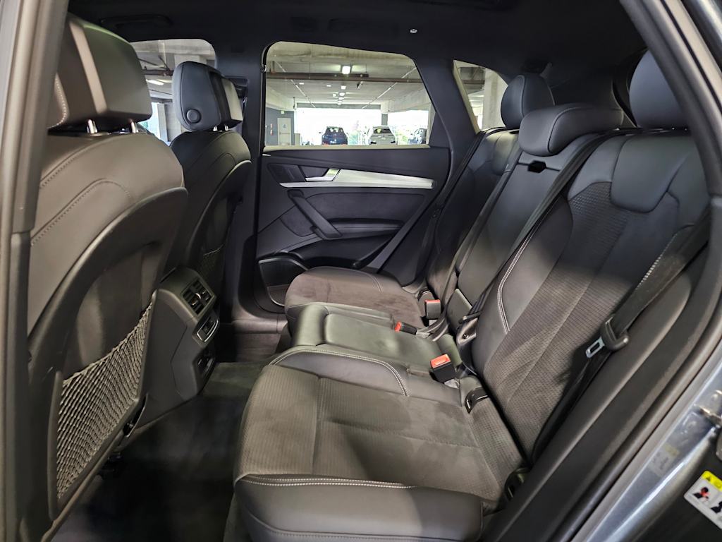 Thumbnail: 2021 Audi Q5 - 13
