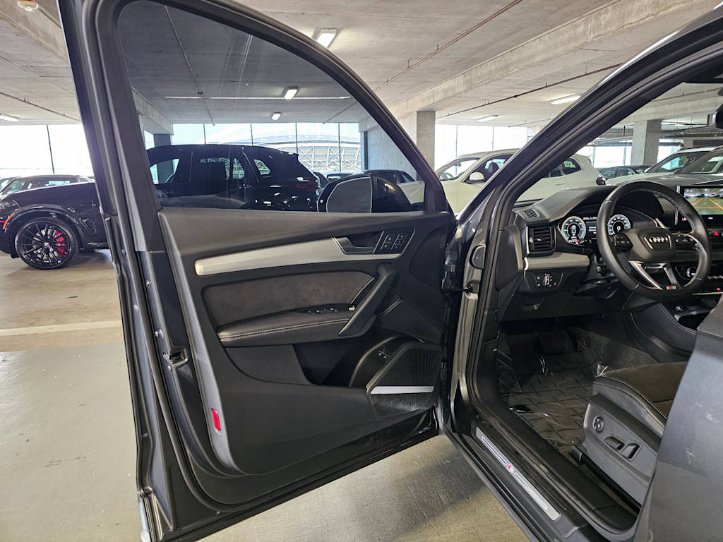 Thumbnail: 2021 Audi Q5 - 27