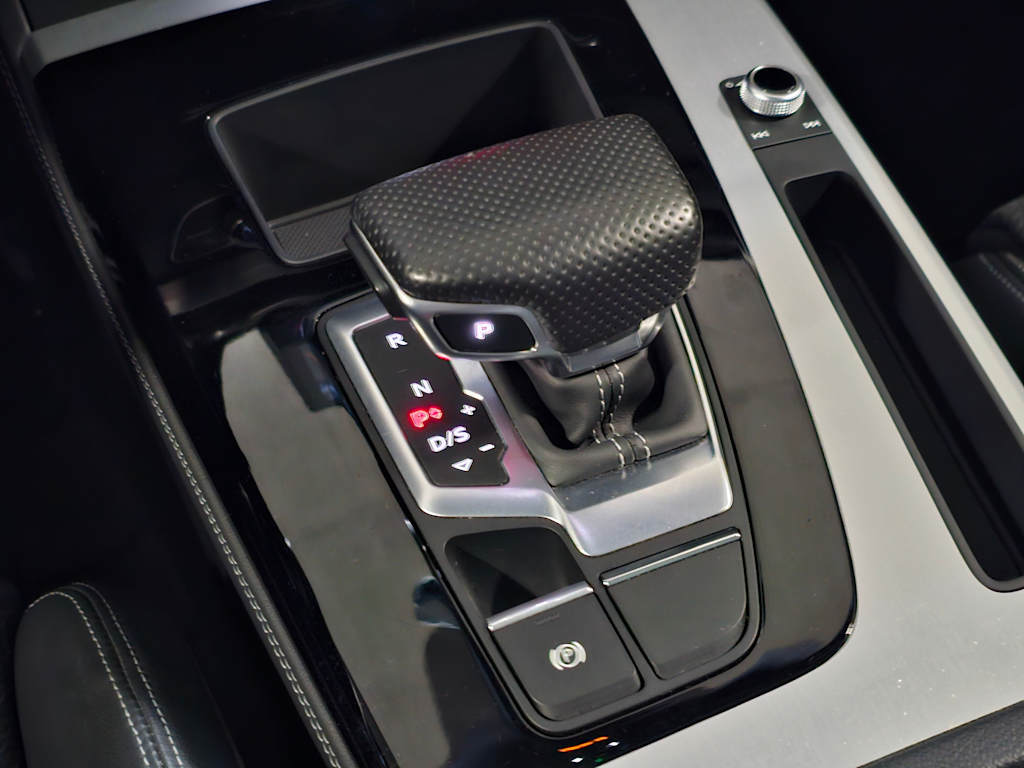 Thumbnail: 2021 Audi Q5 - 17