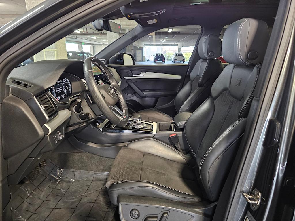 Thumbnail: 2021 Audi Q5 - 11