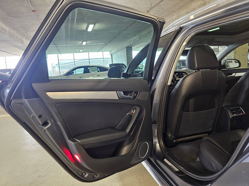 Thumbnail: 2013 Audi Allroad - 32