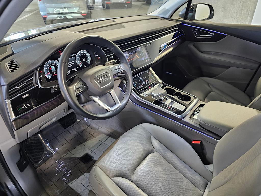 Thumbnail: 2022 Audi Q7 - 2