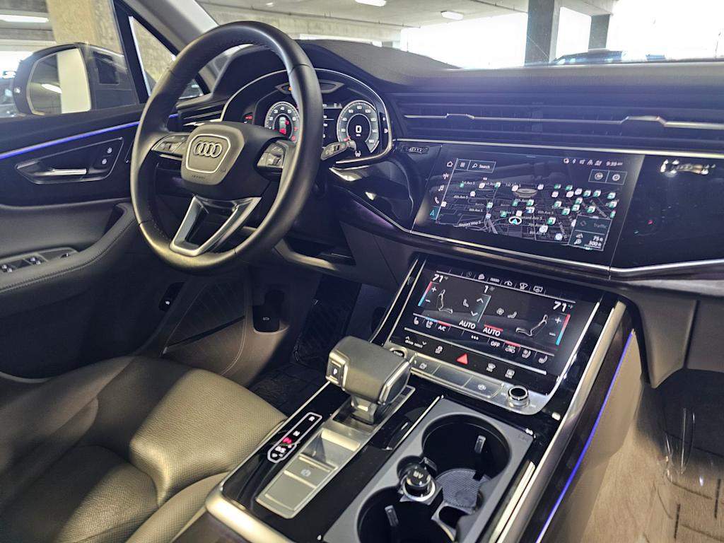 Thumbnail: 2022 Audi Q7 - 15