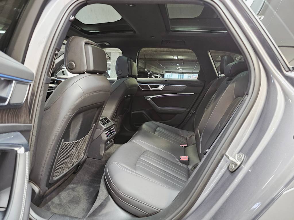 Thumbnail: 2021 Audi A6 - 12