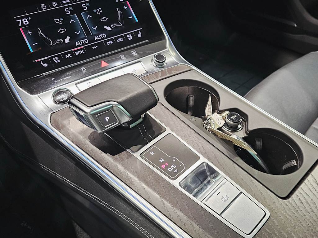 Thumbnail: 2021 Audi A6 - 15