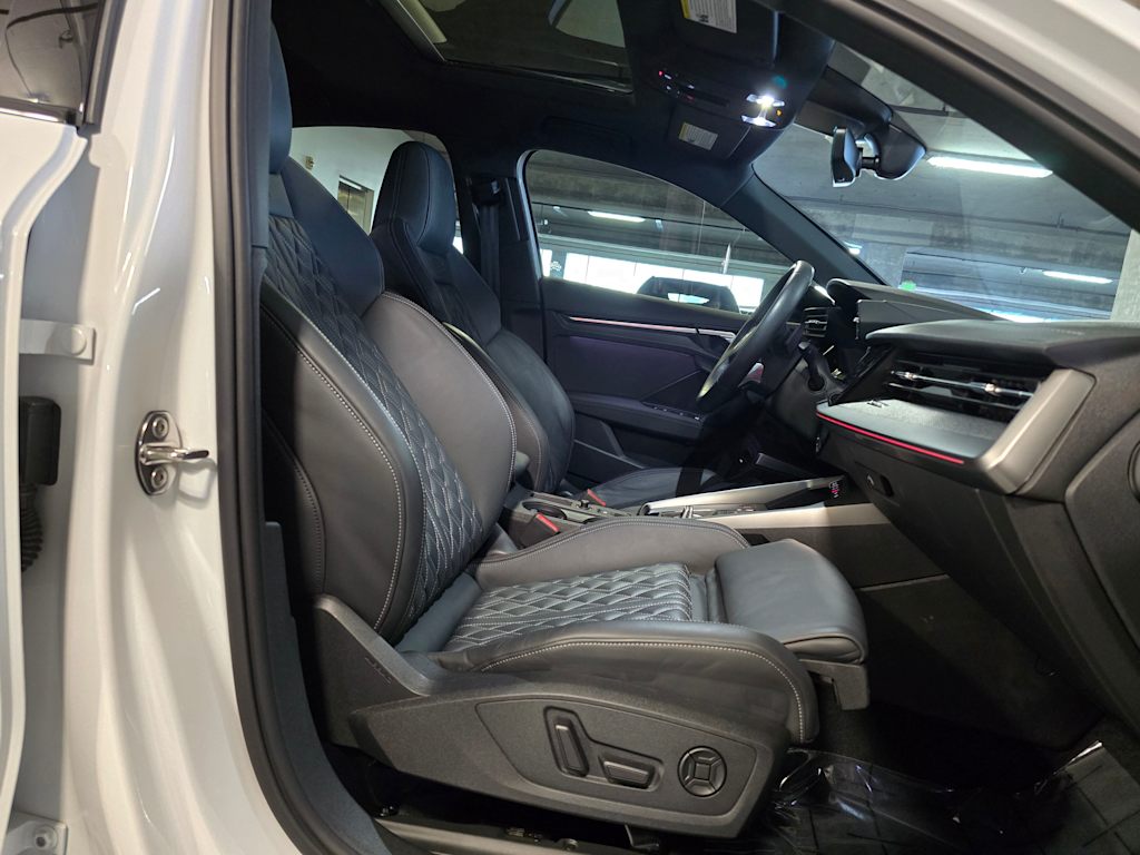 Thumbnail: 2022 Audi S3 - 11