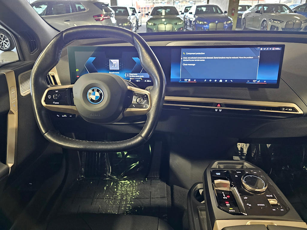 Thumbnail: 2024 BMW iX - 8